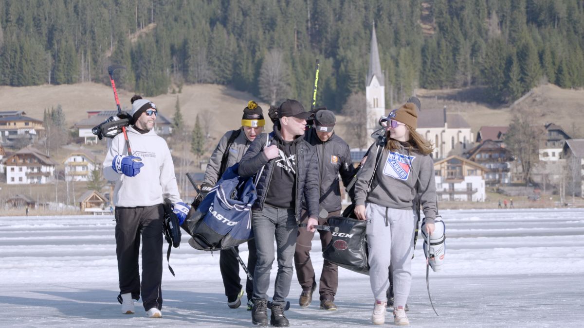 Pond Hockey Weissensee